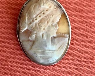 Sterling silver large cameo pin/pendant