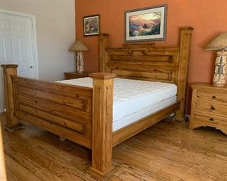 Pine Bedroom Suite: King Bed Frame, 2 Nightstands, Dresser w Mirror
