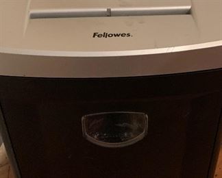 Fellowes Shredder