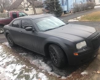 2007 Chrysler 300. aprox miles - 129,000