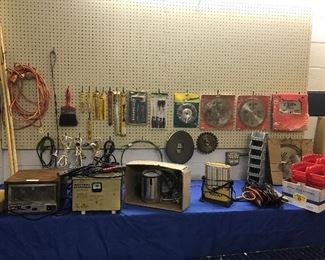 Echotech Breeze unit, circular saw blades, and MORE tools!!!