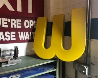 On WISCONSIN…!!!? or a never used McDonald’s ‘M’… screws are still in plastic bag attached to the back… maybe it’s an ‘m’ for Minnesota… or Michigan…. or Maine… or Maryland…., Mississippi…… or hey! Montana!