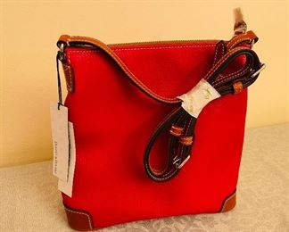 $100
Dooney & Bourke Red Crossbody
Never used has tags!