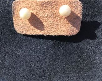 Pearl Earrings