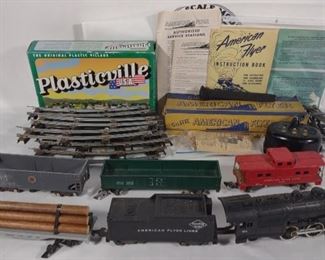 American Flyer Lines Train Set & Accessories