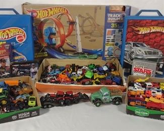 Loose Hot Wheels, Cases & Track Builder Set