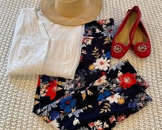 Fantastic women's apparel! J.Jill, Soft Surroundings, MORE! Sizes are XL, 2X, 3X. Many are brand new with tags. Shop the collection in person at the sale. 