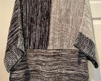 Fantastic women's apparel! Sizes are XL, 2X, 3X. J.Jill, Soft Surroundings, MORE! Many are brand new with tags. Shop the collection in person at the sale. 