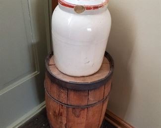 Nail keg and crock