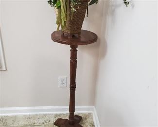 Plant stand
