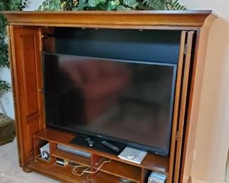 Large TV 