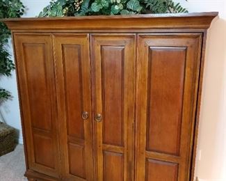 Modern Large TV cabinet 