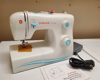 Singer sewing machine 