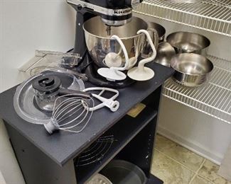 Kitchen Aid mixer set 