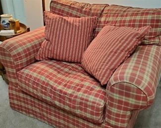 Super comfortable Alan White chair set 