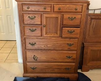 Beautiful oak chest