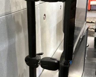 THE DUAL MONITOR STAND