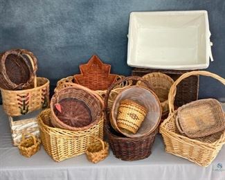 Tisket a Tasket
Various sizes and styles of wicker baskets, 18 in all