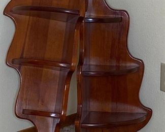 Wooden Corner Shelves
Graduating widths, 3 shelves per unit. 2 units in lot