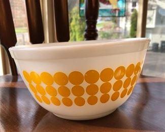 Pyrex Mixing Bowl