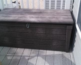 Large Deck Box $50