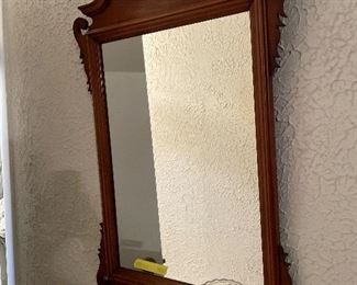 Wall mirror