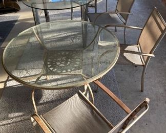 patio tables and chairs