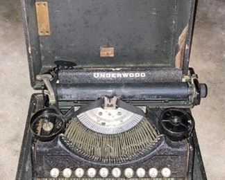 Underwood typewriter