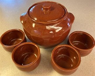baked beans pot and bowl set