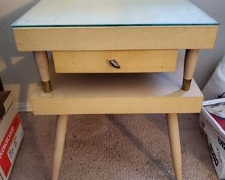 MId-Century end table