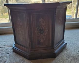End table