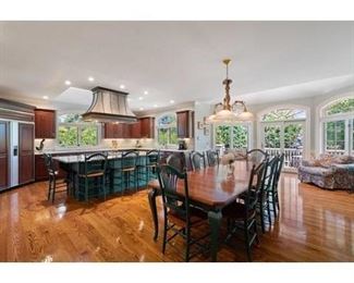 Beautiful Large Country Table, 10 chairs