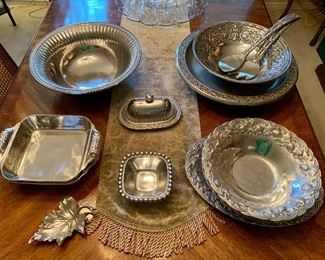 Nice selection of Wilton Armetale pieces many never been used