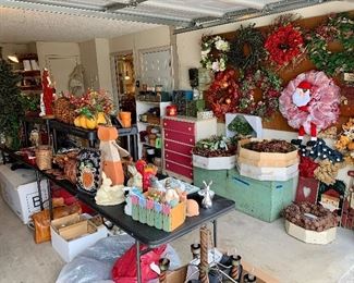 Garage full of trinkets & treasures!