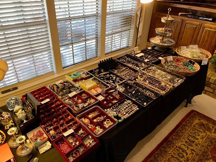 All jewelry, money, & valuables are removed from premises after each sale day