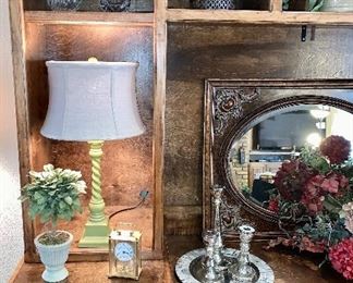 Selection of table lamps, floral arrangements & home decor