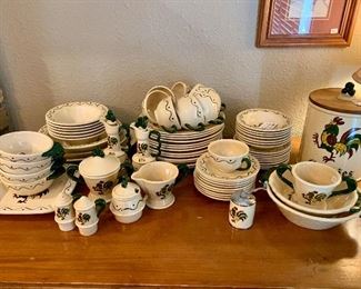 Vintage Metlox Poppytrail Rooster dishes