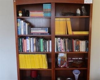 Very nice double bookcase