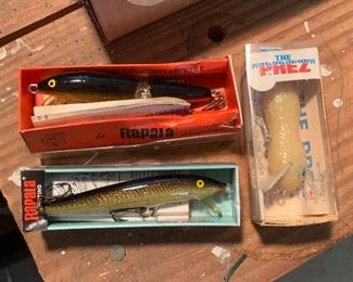 Nice assortment of fly & regular lures