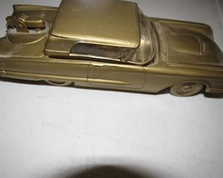Unique metal car ashtray & cigarette lighter