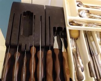 Cutco steak knives in orig cases 