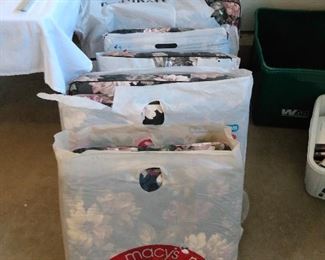 Set of out door chushions