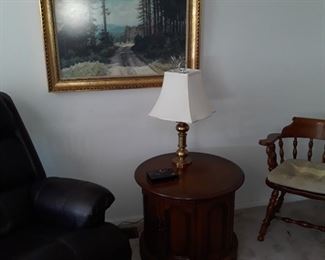 Round side table