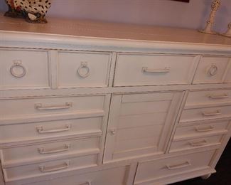 Carolina Preserve Sideboard 62"x19"x45"