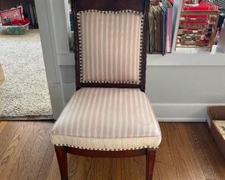 Individual Dining Room Chair 