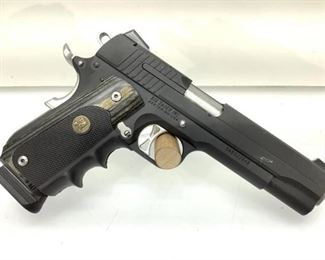 Sig Sauer Pistol Mod 1911  45 Auto
