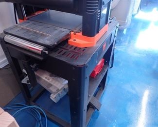 WEN THICKNESS PLANER & STAND