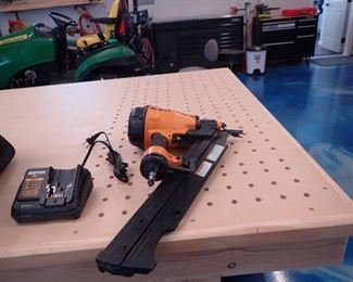 BOSTITCH NAILER & BATTERIES
