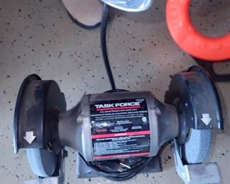 TASK FORCE DOUBLE GRINDER