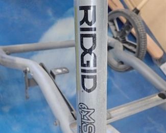 DEWALT SAW & RIDGID STAND ON WHEELS MS-UV